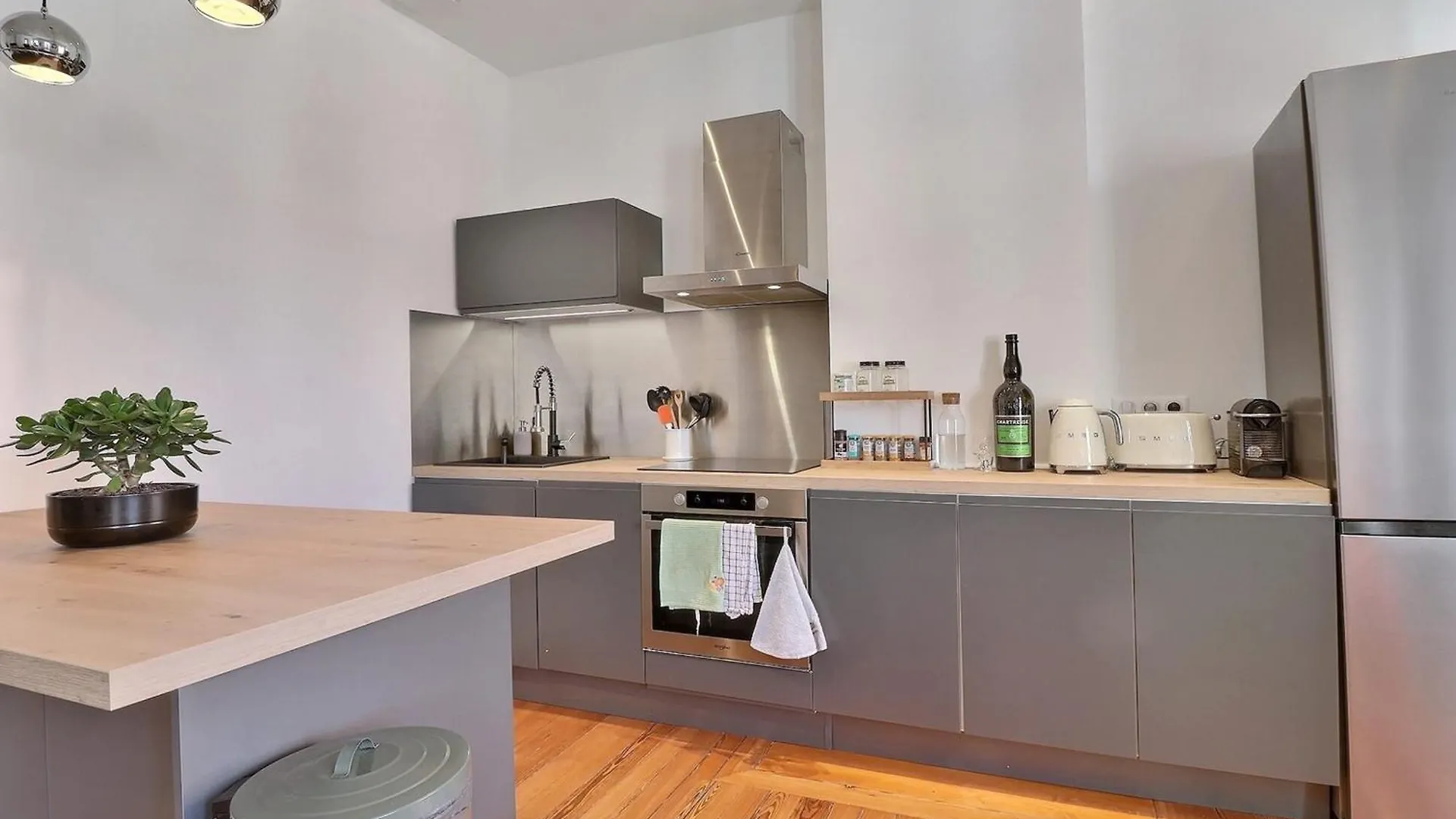 Escape And Charm In La Croix-Rousse Stunning One-Bedroom Apartment For An Lyon